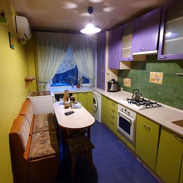 Авіаконструктора Антонова вул., 11