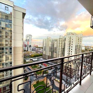 Квартира на Таирова с большой гостиной, вид моря