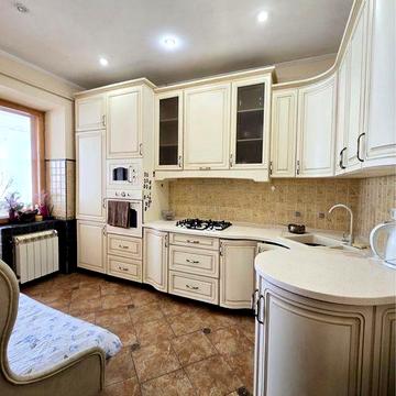 ЦЕНТР! Здам ПРОСТОРУ 3х кімнатну з ДВОРОМ, УНіВЕРСИТЕТСЬКА - Сковороди