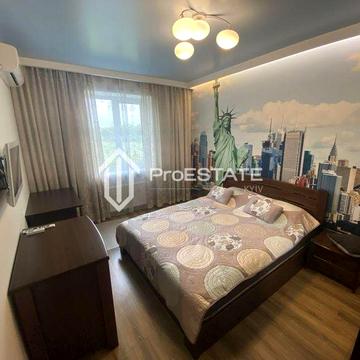 Продається 2-кімнатна квартира з ремонтом в ЖК Перший парковий