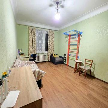 Сдам 3к сталинку на Гоголя дом 23, первый этаж, газ