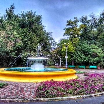 Цена упала на 5 тыс! Квартира в центре с видом на парк и море Одессы!