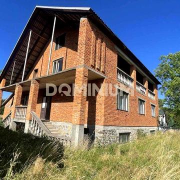 Продається будинок в селі Золотарьово