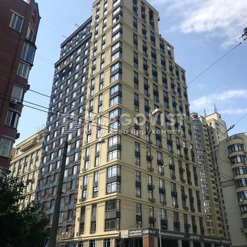 Річкова вул., 4