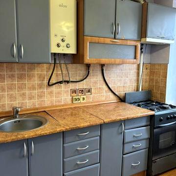 Оренда 1 кімнатної квартири біля центру!