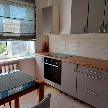 Сдаю квартиру 2-х кімнатну. Власник