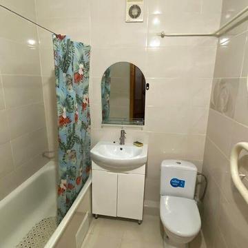 Довгострокова оренда 1к Квартира Шимка Максима вулиця