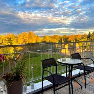 Продаж 3-к квартири з великою терасою • Пасічна • Навпроти парку