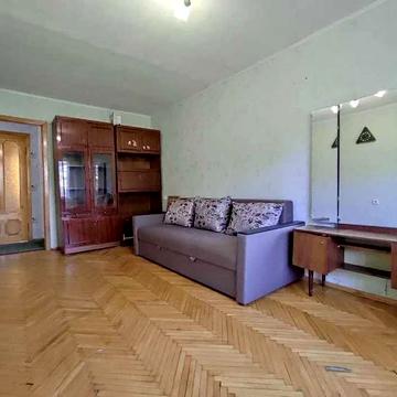 2 комнатная квартира на Павловом Поле