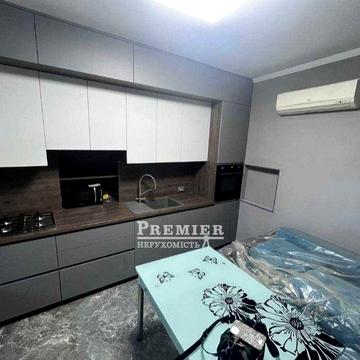 Будинок 87 м² з капітальним ремонтом та меблями в Одесі