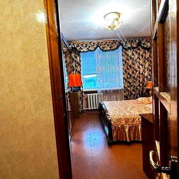 2к, 53,9 м², центр Глухів, 4 пов., від власника