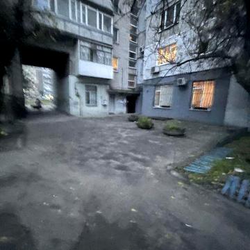 Продам 1 - ком. Квартиру