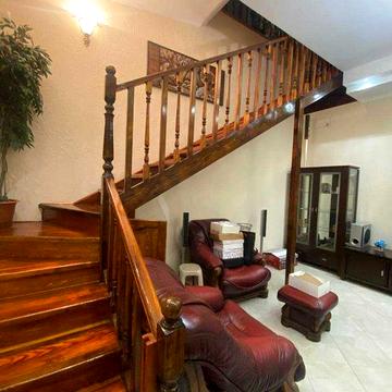 Шикарная двухуровневая квартира Екатериненская/Греческая.