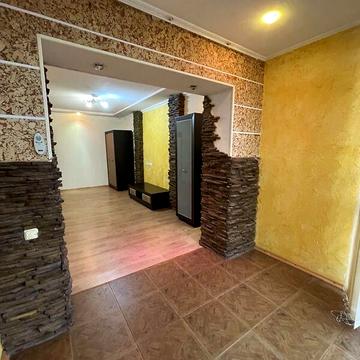 Довгострокова оренда 3к Квартира Курсова вулиця