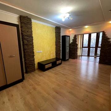 Довгострокова оренда 3к Квартира Курсова вулиця