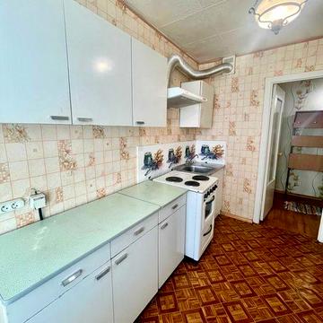 Світло завжди! 1-кімнатна . Центр міста. Меблі. Побутова техніка.