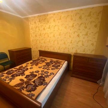 Здам 3-х кімнатну квартиру, р-н Військове містечко