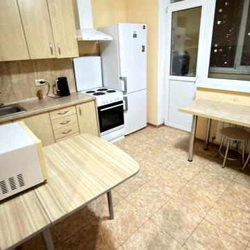 Єлизавети Чавдар вул., 13