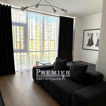 Продам стильну 1 кімнатну квартиру з дизайнерським ремонтом