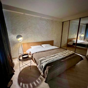 Лесі Українки бульв., 5