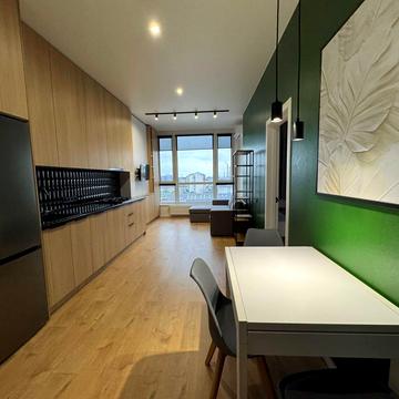 Євгена Коновальця вул., 37-А