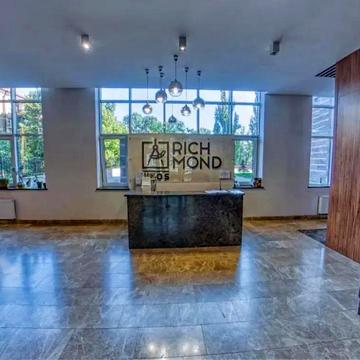 Джона Маккейна вул. (Івана Кудрі), 26