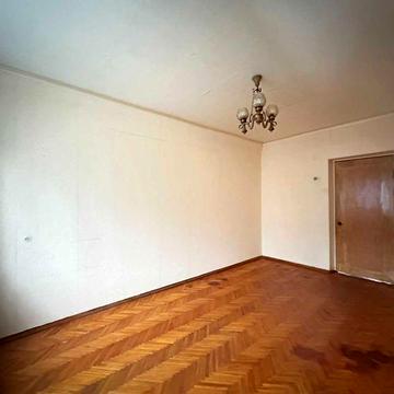 Продаж 2к квартири біля метро Дорогожичі