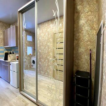 Сдам гостинку метро Академика Павлова