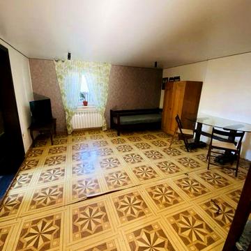 Торгуємось! частина будинку зі зручностями, є гараж