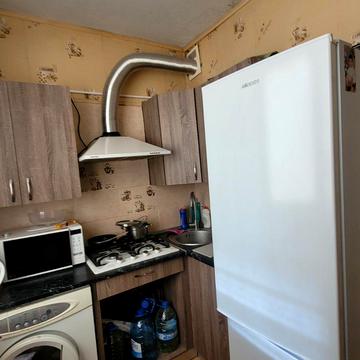 Дмитра Антоновича бульв., 3