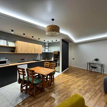 Гарна квартира в жк Білий Парус (вул.Літературна)