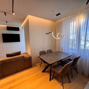 Микільсько-Слобідська вул., 3-Б