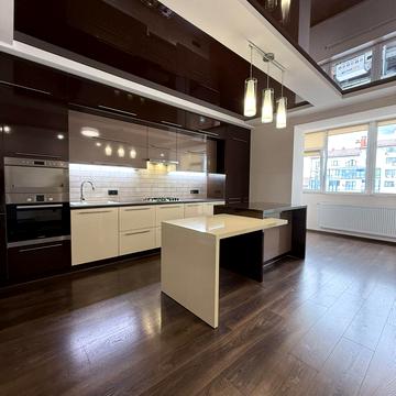 Південний бульв., 23