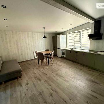 Довгострокова оренда 3к Дім Червениця вулиця