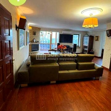 Срочно! 3к, Стуса Василя вул. 26