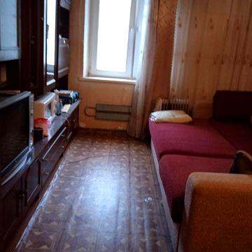 Продам свою гостинку м. Заводська(Малышева)