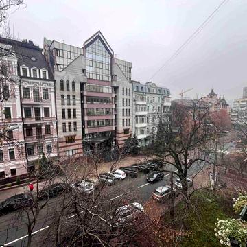 Оренда 2к квартири в Цетрі