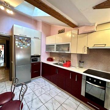 Оренда 3 кімнатної квартири в Рясне 1