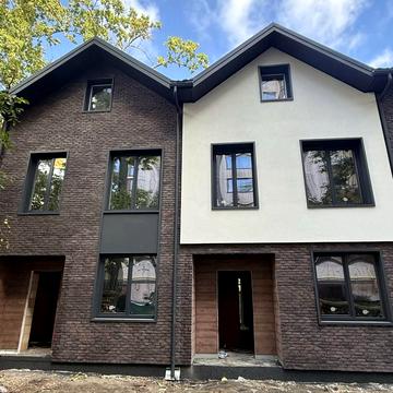 Київська вул.