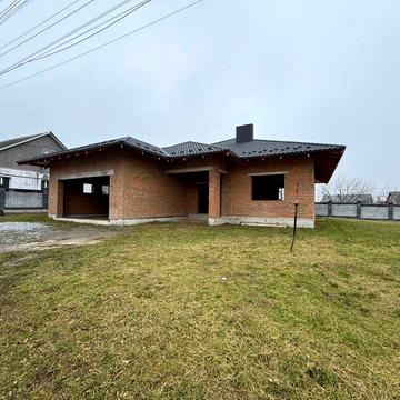 Продаж новобудови в центральній частині Квасилова