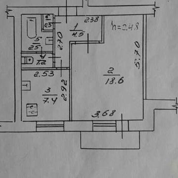 1к в цегляному будинку на середньому поверсі!