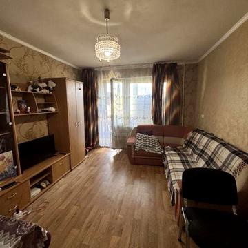 Аренда 2-ком.кв на Левом берегу, 10 микрорайон/ 1этаж