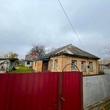 Ділянка 25 сотих з будинком в с. Худяки