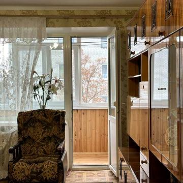 Двухкомнатная квартира. Левка Лукьяненко.