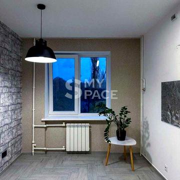 Вул.Юлії Здановської 24 вітла та тепла 4-кімнатна квартира площею 83м² ЖК Здановської