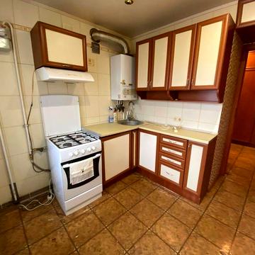 Двокімнатна квартира з автономним опаленням !!