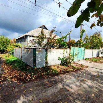 Продажу будинку 95 м2 із сонячною станцією