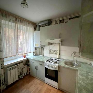 Олександра Поля просп. (Кірова), 102