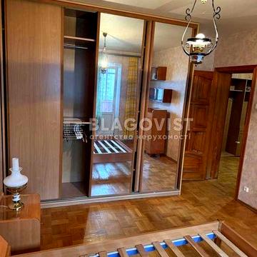 Продаж 3х кімнатної квартири Анни Ахматової 15  Позняки Дарницький р-н