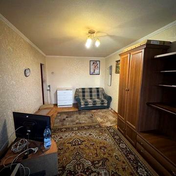 Продам 2-х, кімнатну квартиру